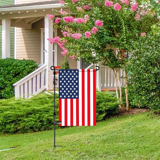 HOOSUN 20 Pack Garden Flags Clips And Stoppers,Tiger Clips For Garden Flag Holder,Rubber Stoppers Yard Flag Holder Clip for Small Flags Pole 4th of July Accessories