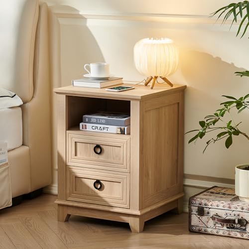 Joaxswe 18" Farmhouse Night Stand Set 2 with Charger Station & 2 Drawers | Nightstand with Storage, Bedside Table w/ 4 Wooden Legs, End Table Bedroom, Bed Side Tables for Living Room (Natural)