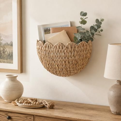 Scalloped Hanging Wicker Baskets for Wall, Scalloped Home Decor, Hanging Woven Rattan Basket for Flowers Front Door Bathroom Storage (Water Hyacinth-Set of 2)