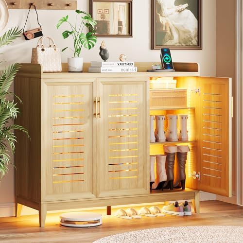 Vlsrka Rotating Shoe Storage Cabinet with Slatted Doors and Lights, Wood