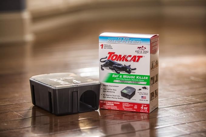 Tomcat Rat & Mouse Bait Stations, 4 Packages Each with 1 Prefilled Station | Tomcat Rat & Mouse Killer, Child & Dog Resistant, Disposable Station - Indoor/Outdoor Use, Weather Resistant, Easy Monitoring