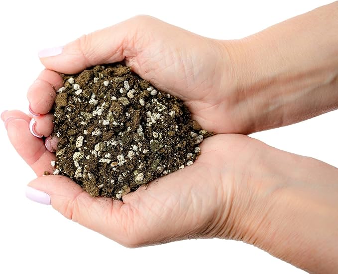 Gardenera Moisture Control Potting Mix - Perfect for Indoor and Outdoor Container Gardening! - 2 Quart