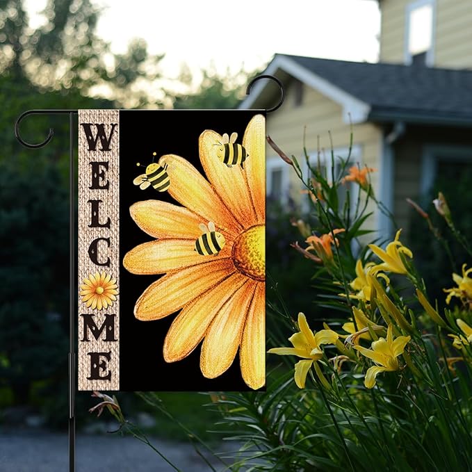 Welcome Flags for Outside,Bee Daisy Summer Garden Flag for Yard Patio Lawn Decoration,12x18 Inch Double Sided