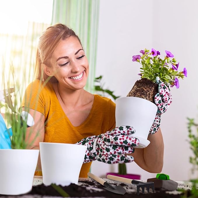 Hahood 48 Pack Plastic Planters 5.5 Inch Flower Plant Pots Indoor Set Thickened Seedling Nursery Pots Seed Starting Pots with Drainage Holes Saucers Mini Garden Tool for Home Office Garden, White