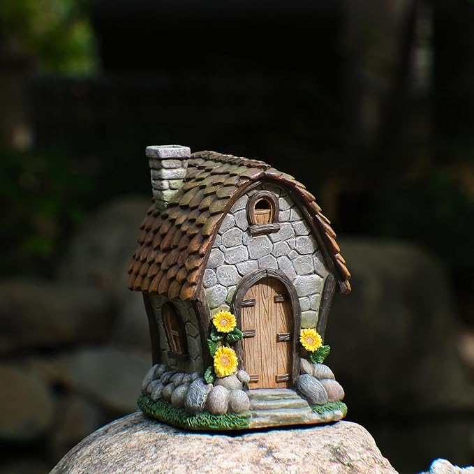 Zayton Solar Garden House Statues Outdoor with Light Yard Resin Decoration Gift Handmade Housewarming Gift for Patio Yard Lawn Waterproof Cracking