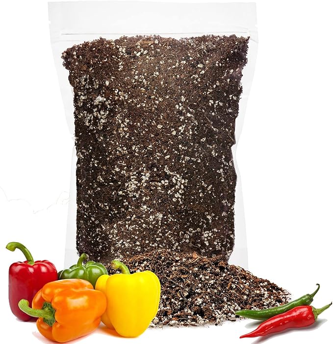 GARDENERA Premium Organic Potting Soil for Chilli and Bell Peppers - (3 Quart Bag)