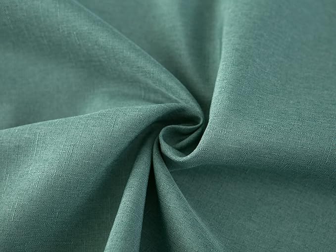 Outdoor Tablecloth Wrinkle-Free Stain Resistant Waterproof Polyester Fabric Table Cover with Zipper Umbrella Hole for Picnic/Party/Dinner/Patio Garden(60inch Round,Zippered,Green)