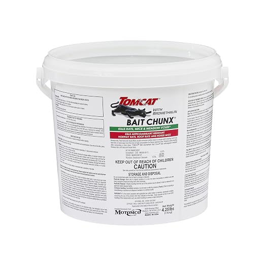 Tomcat with Bromethalin Bait Chunx Pail - Rat & Mouse Bait, Rat and Mice Control for Agricultural Use and Professional Applicators, 4.25 lbs. (Pack of 4)