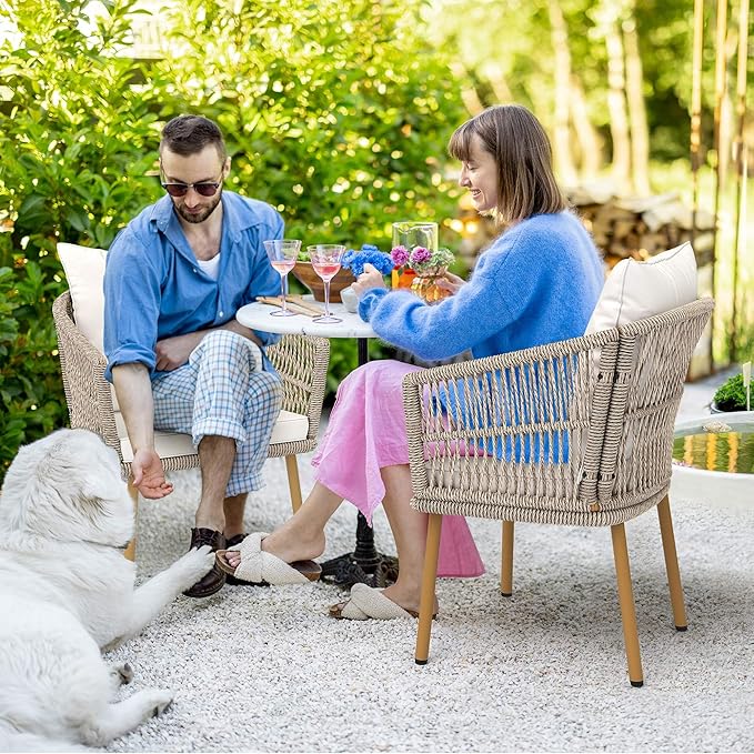 YITAHOME Outdoor Dining Single Sofa Chair, Indoor-Outdoor Wicker Bistro Chairs, PE Rattan Armchair Seating for Patio, Backyard, Poolside, Balcony - Tan