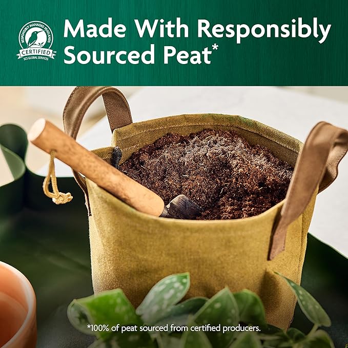 Miracle-Gro Organic Indoor Potting Mix - Protects Against Over and Under Watering, Planting Soil for Indoor Container Plants, Houseplants and Starter Plants, OMRI Listed, 16 qt.
