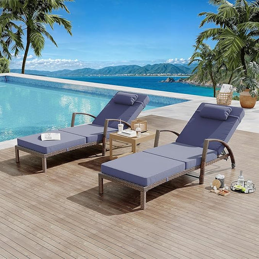 Set of 2 Chaise Lounge Chairs Outdoor, PE Rattan Wicker Poolside Recliners with 5-Position Adjustable Backrest, Blue Cushions, Armrests and Wheels, Patio and Garden Furniture for Beach and Backyard