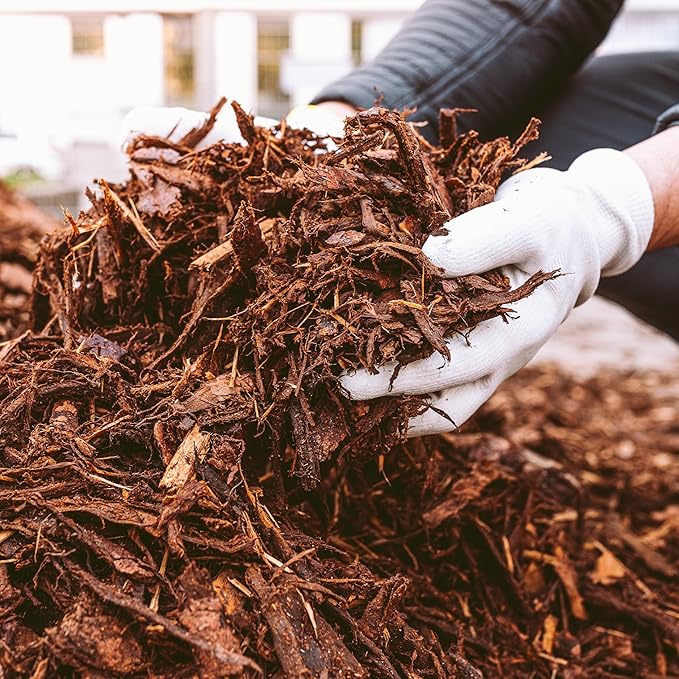 GARDENWISE Premium Brown Wood Mulch for Landscaping, Gardens, Lawns, Potting Media, and Potted Plants (1 CF - 28 L - 30 QTS)